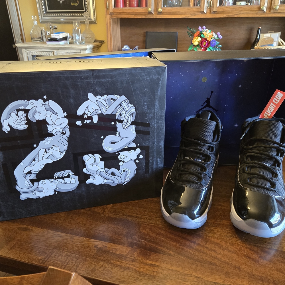 Nike Air Jordan 11 Retro Hightop Mens Shoes - Black
